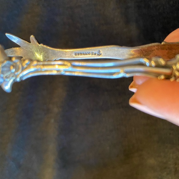 Gorham sterling silver sugar tongs - Picture 2 of 4